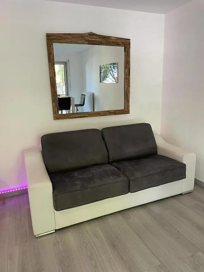 Appartement Résidence 3 rivières Studio haut de gamme au calme dans un parc de 8 hectares avec piscines Mandelieu