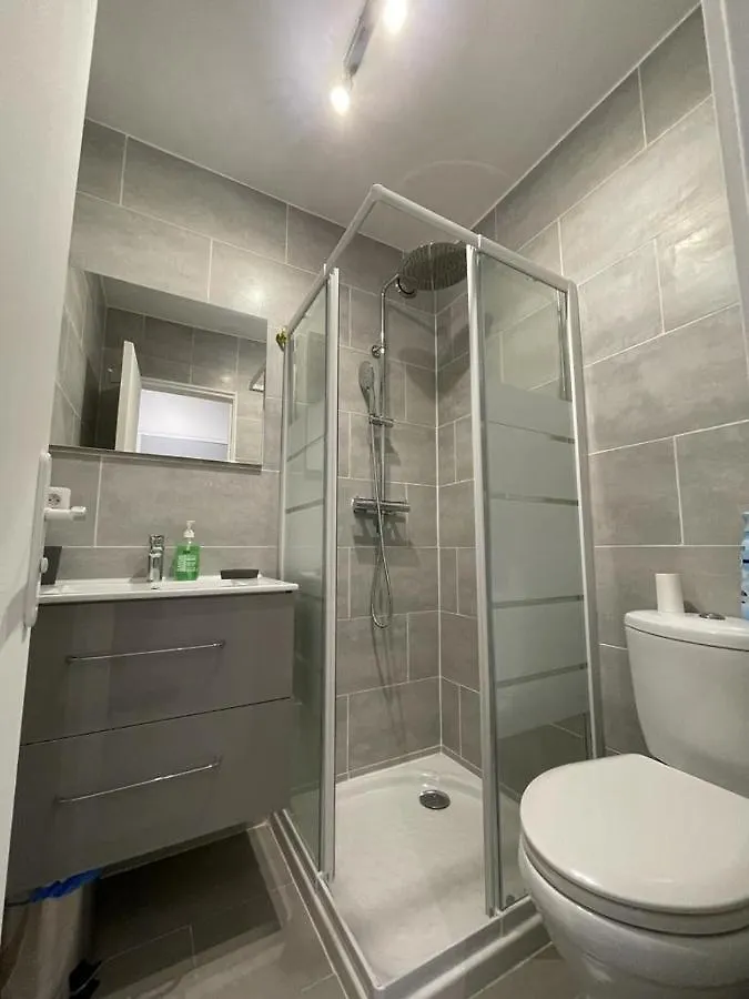 Appartement Résidence 3 rivières Studio haut de gamme au calme dans un parc de 8 hectares avec piscines Mandelieu